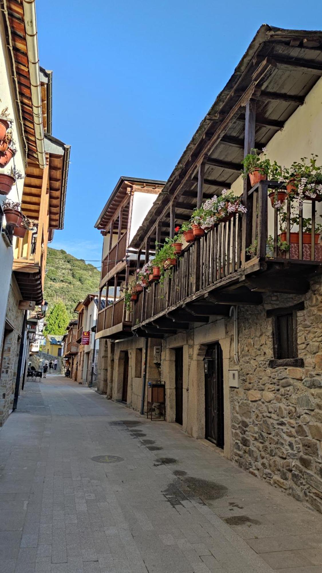 Apartamento Morgon House Molinaseca Exterior foto