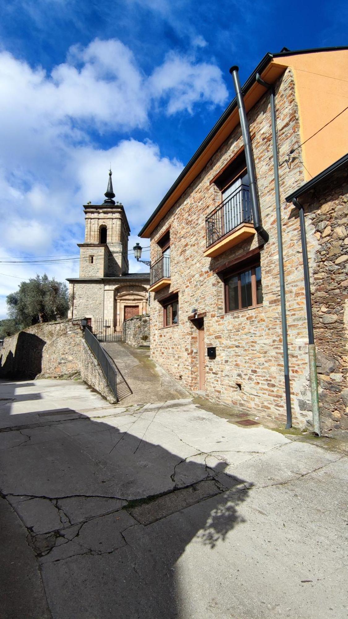 Apartamento Morgon House Molinaseca Exterior foto